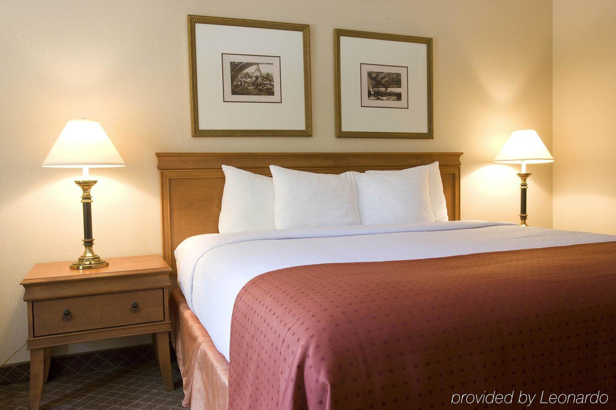 Holiday Inn Country Club Plaza Канзас Сити Екстериор снимка