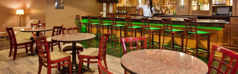 Holiday Inn Country Club Plaza Канзас Сити Екстериор снимка