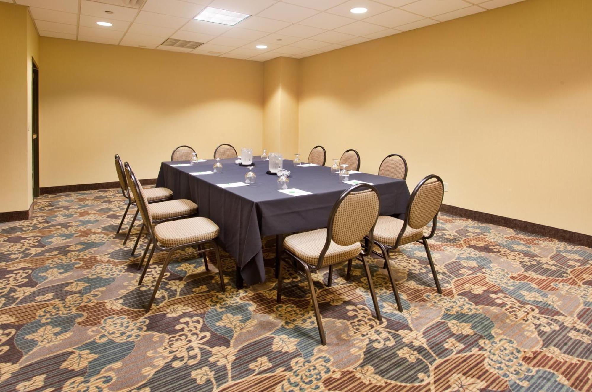 Holiday Inn Country Club Plaza Канзас Сити Екстериор снимка