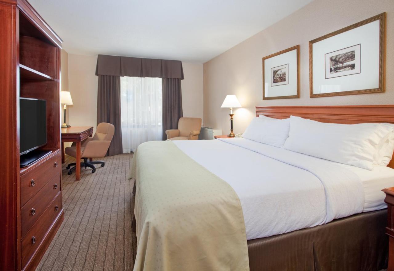 Holiday Inn Country Club Plaza Канзас Сити Екстериор снимка